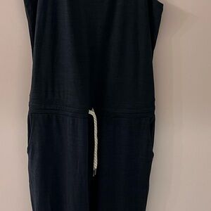 Vuori Navy Jumpsuit Sleek Comfortable Design